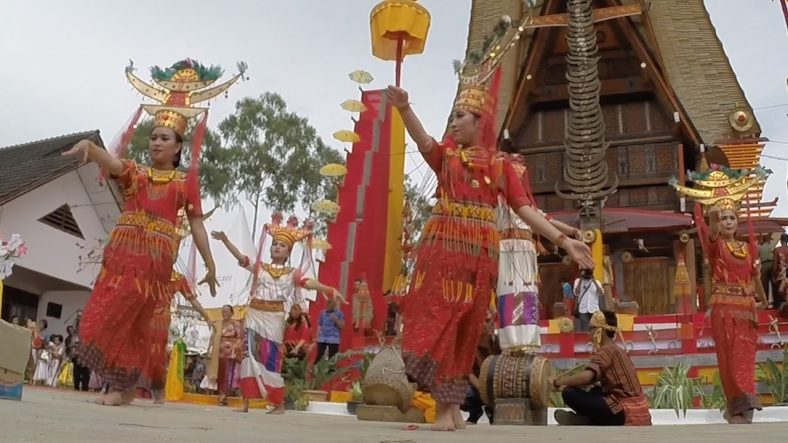 Pendidikan Seni Tari Tradisional di Sanggar Tari Toraja Sulawesi